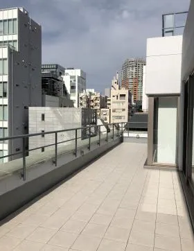 カケイビル青山の外観