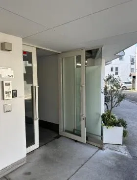 EN-CHANTEビルの外観
