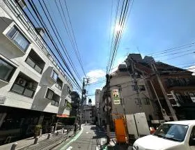 赤坂パインクレストビルの外観