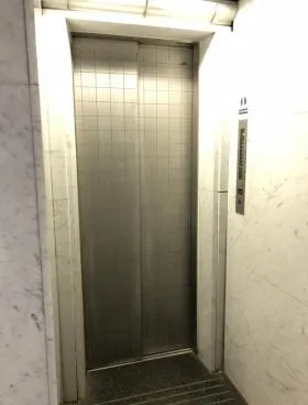 eisuビル市ヶ谷の外観