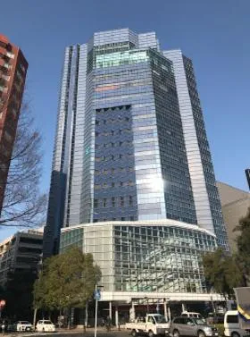広島クリスタルプラザの外観