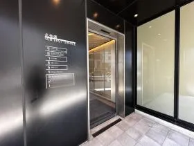 北参道サンイーストテラスビルの外観