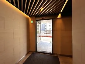 北参道サンイーストテラスビルの外観