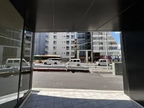 北参道サンイーストテラスビルの外観