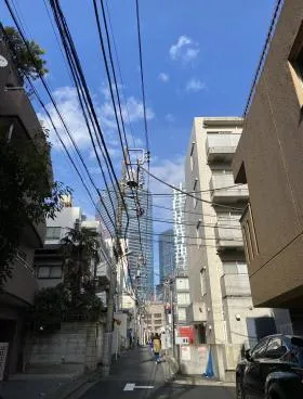アロマ桜丘ビルの外観