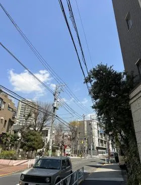 ワンエイスビルの外観