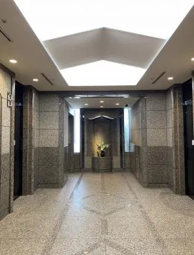 ATT EAST(旧ATT新館)ビルの外観