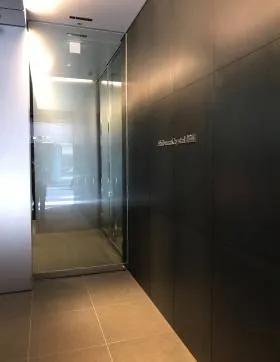 芝浦クリスタル銀座ビルの外観