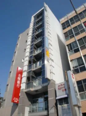 ユース丸悦ビルの外観