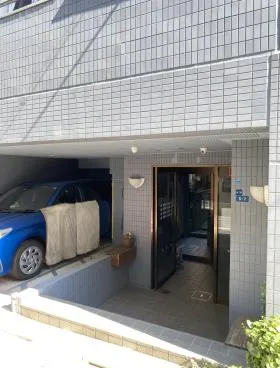 アベニール曙橋ビルの外観
