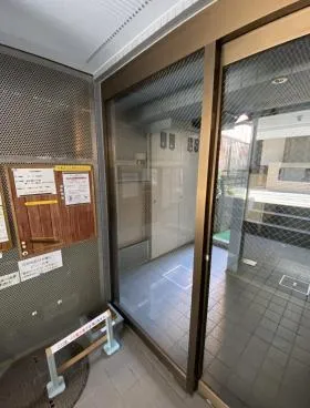 アベニール曙橋ビルの外観