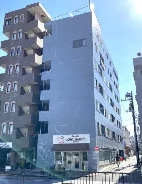 アベニール曙橋ビルの外観
