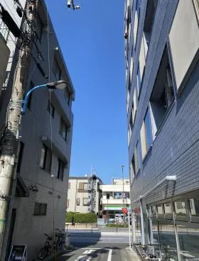 アベニール曙橋ビルの外観