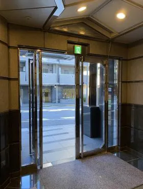 エムジー市ヶ谷の外観