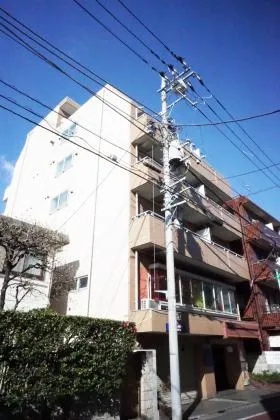 ロイヤルエクセレント学芸大の外観