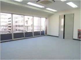 築地第三長谷ビルの外観