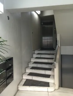 中川ビルの外観