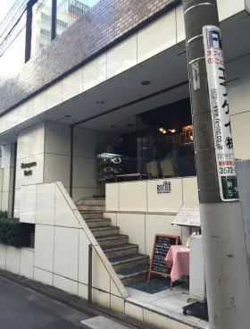 中川ビルの外観