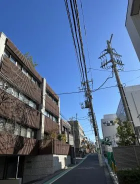 AURA表参道の外観