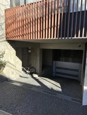 AURA表参道の外観