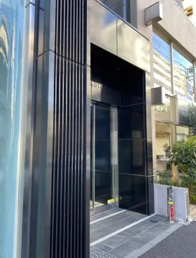 AOYAMA612の外観