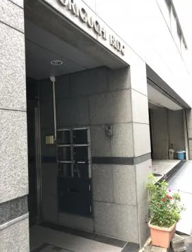 堀口ビルの外観