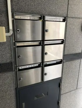 堀口ビルの外観