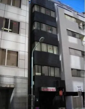 ぬのうらビルの外観
