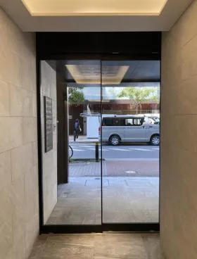 WORK BASE Nihombashi(旧STH BUILDING)ビルの外観