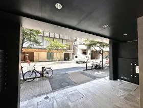 WORK BASE Nihombashi(旧STH BUILDING)ビルの外観