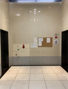 新橋スクエアビルの外観