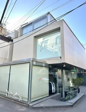ニュークラシックスビルの外観