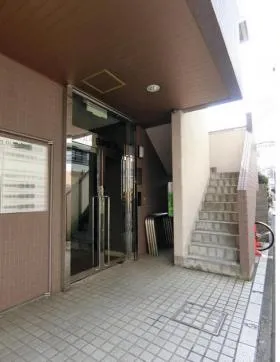 立川日本堂ビルの外観