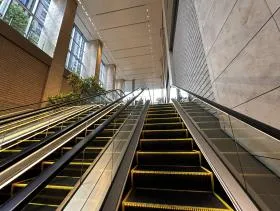 Otemachi one タワーの外観