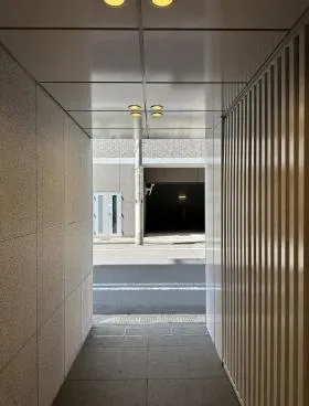 マルイビルの外観