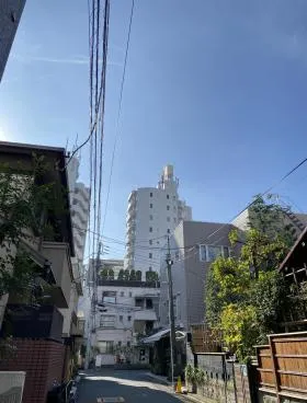 Nビルの外観