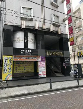 ラ・フェスタビルの外観