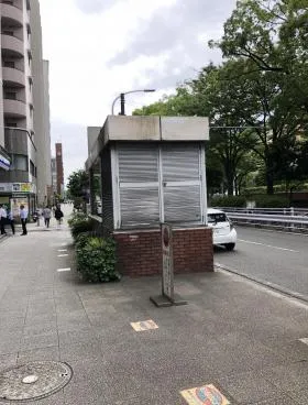 朝日ビルの外観