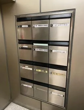高橋セーフビルの外観