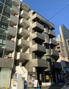 高橋セーフビルの外観