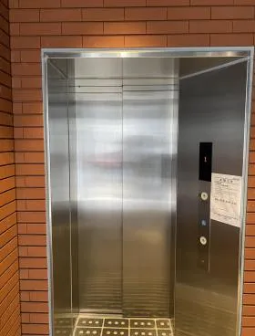 ジョワレ恵比寿ビルの外観