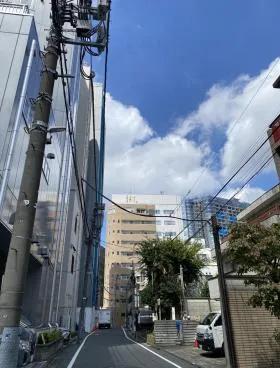 ブールデリエール外苑ビルの外観