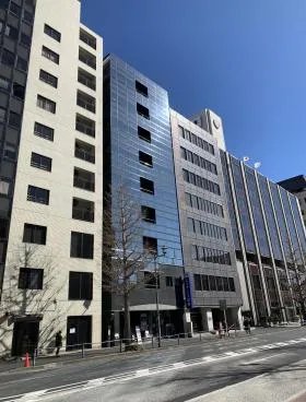 YSビルの外観