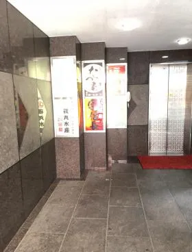 プラザ荻野の外観