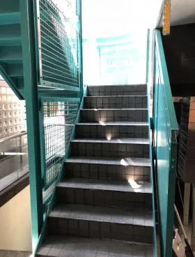 プラザ荻野の外観