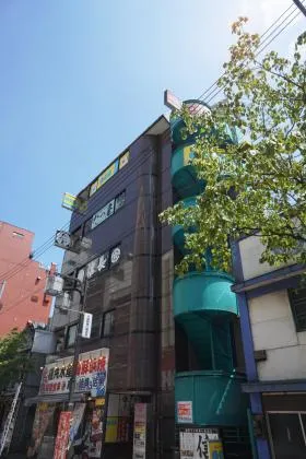 プラザ荻野の外観