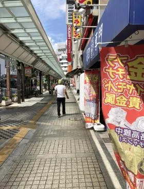 大月ビルの外観