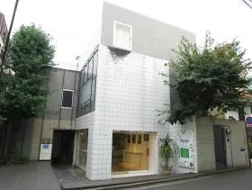 CHビルの外観