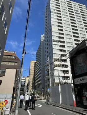 東京戸張ビルの外観