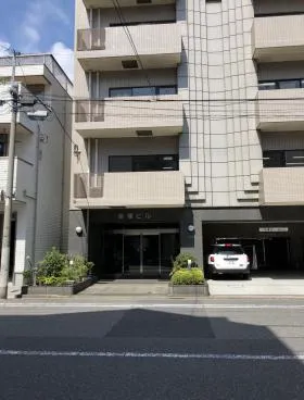 福島ビルの外観